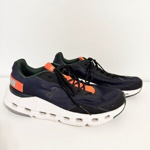 On Running Cloudnova black flame women’s 6.5